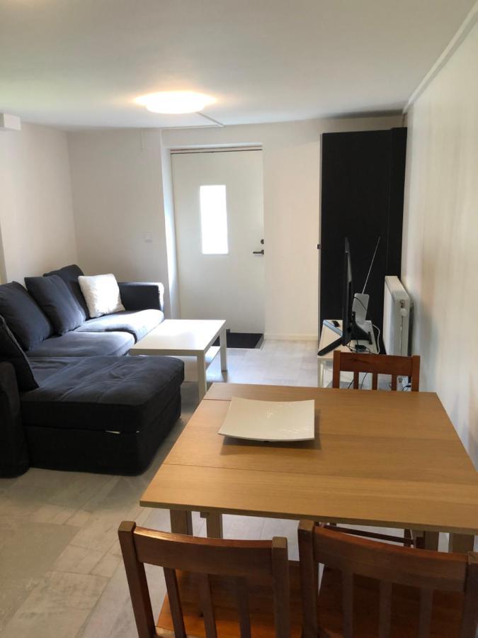 A Beautiful One Bedroom Apartment Stockholm Exterior photo